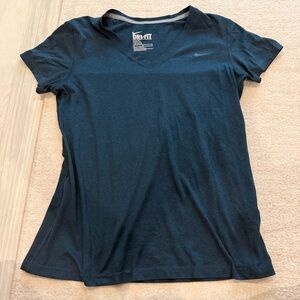 Nike Women's Navy Dri-FIT Short Sleeve Tee Size Medium‎